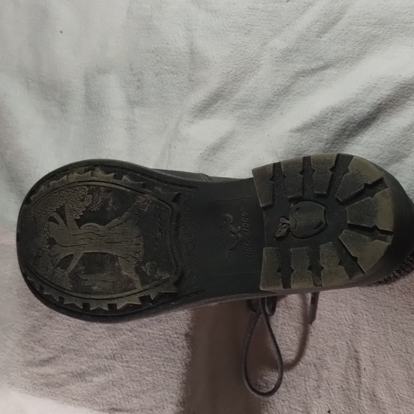 Woman's Boots Size: 7 Color: Black & Grey fabric Manufacturer: Rocket Dog - Picture 11 of 13